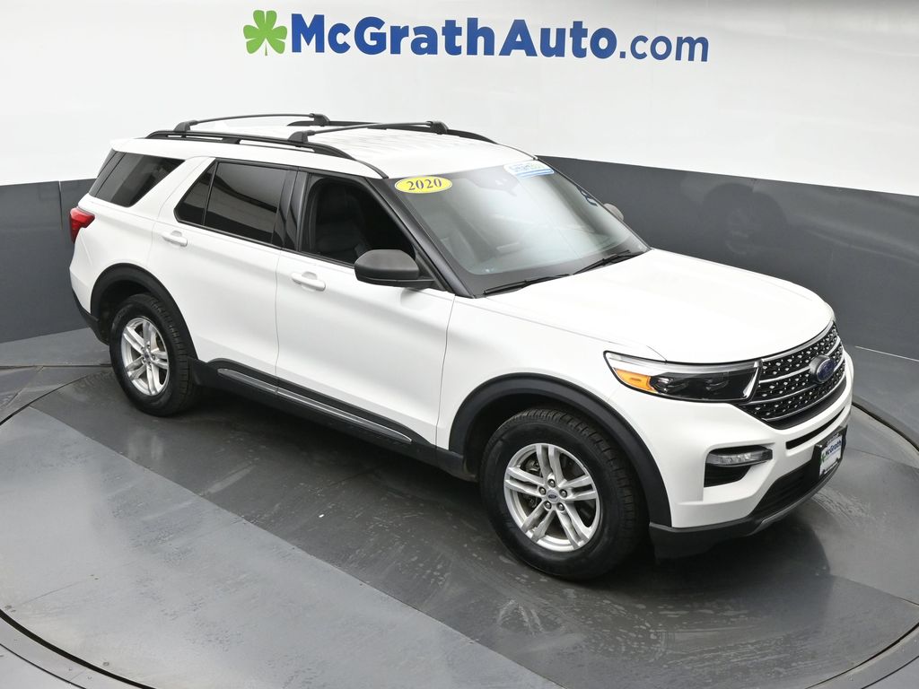 2020 Ford Explorer XLT photo 2