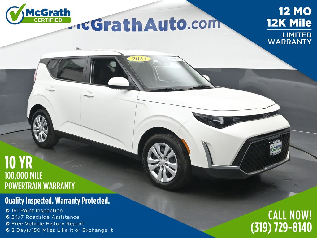 2025 Kia Soul LX's photo