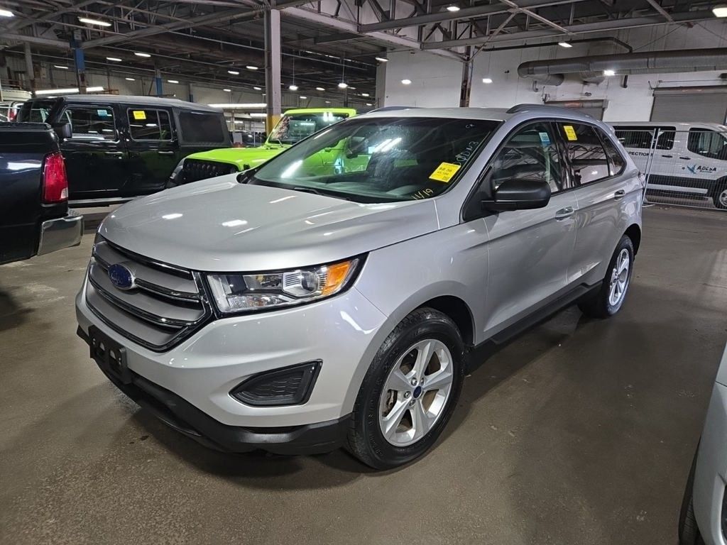 2017 Ford Edge SE photo 2