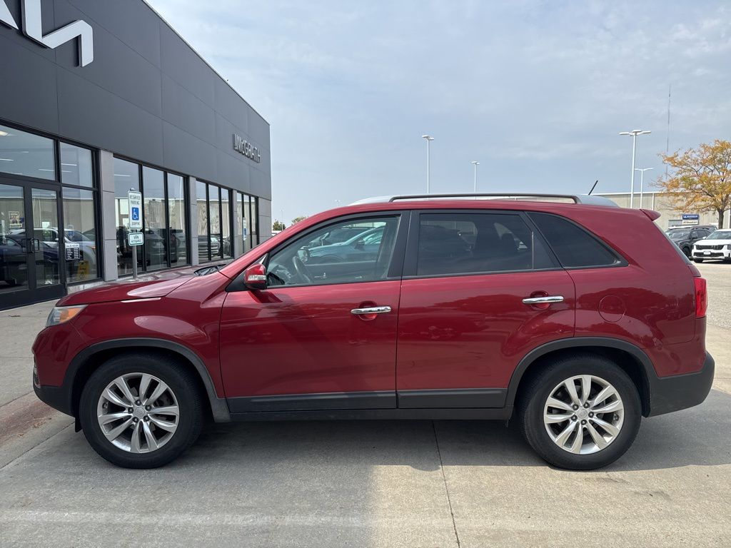 2011 Kia Sorento EX photo 3