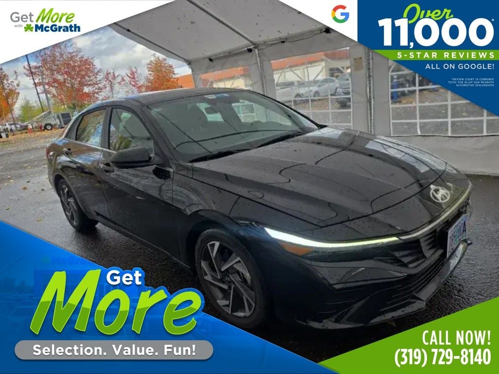 Used 2025 Hyundai Elantra SEL Convenience Sedan