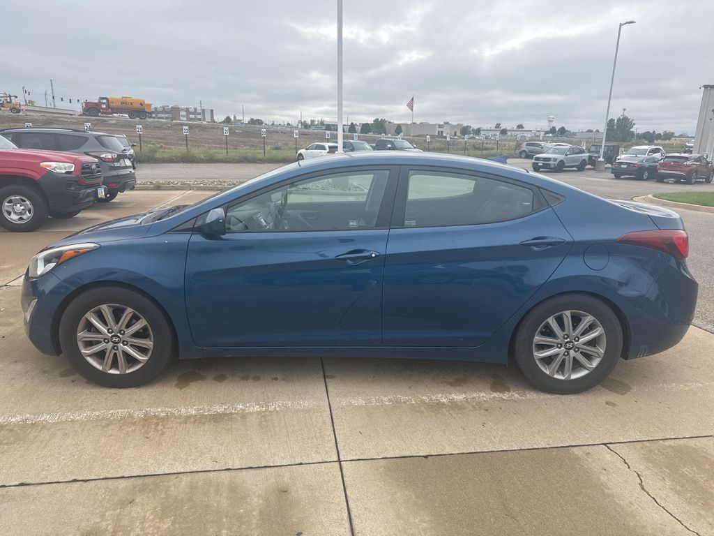 2016 Hyundai Elantra SE photo 3
