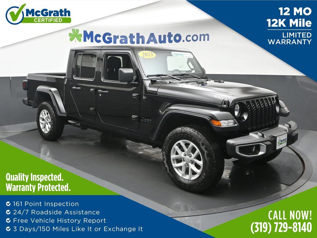 2023 Jeep Gladiator Sport S's photo
