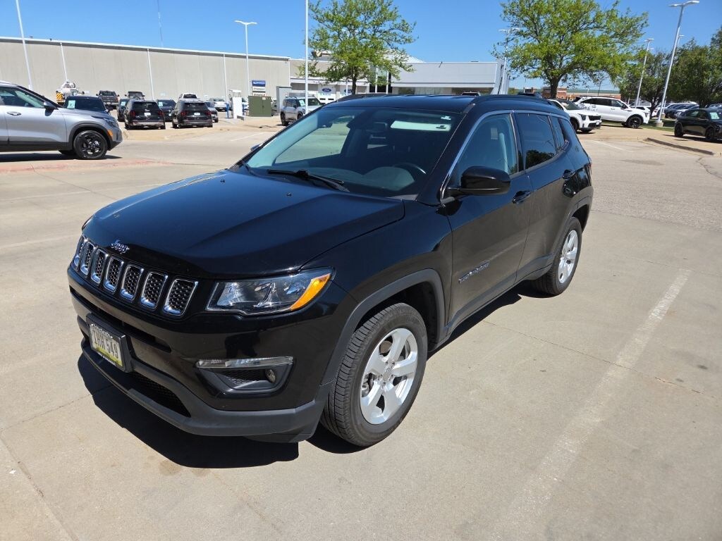 Used 2019 Jeep Compass Latitude SUV
