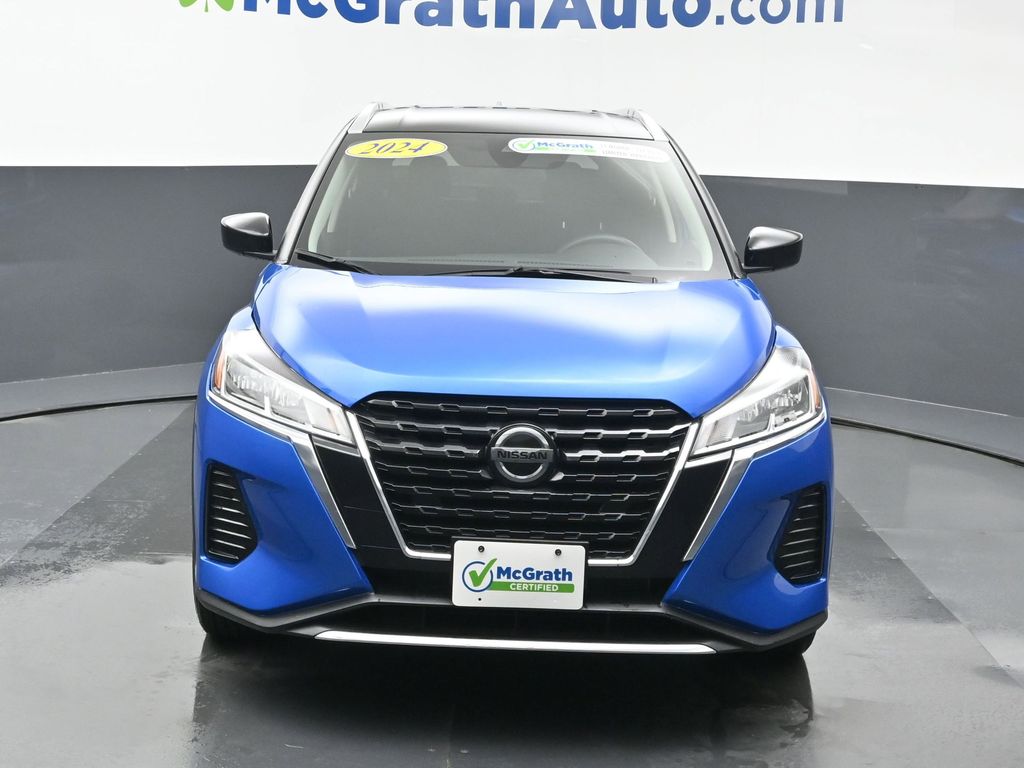 2024 Nissan Kicks SV photo 3