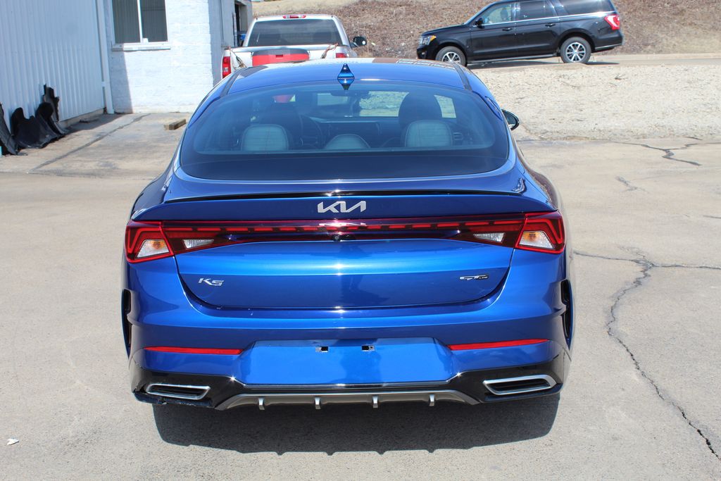 2022 Kia K5 GT-Line photo 4