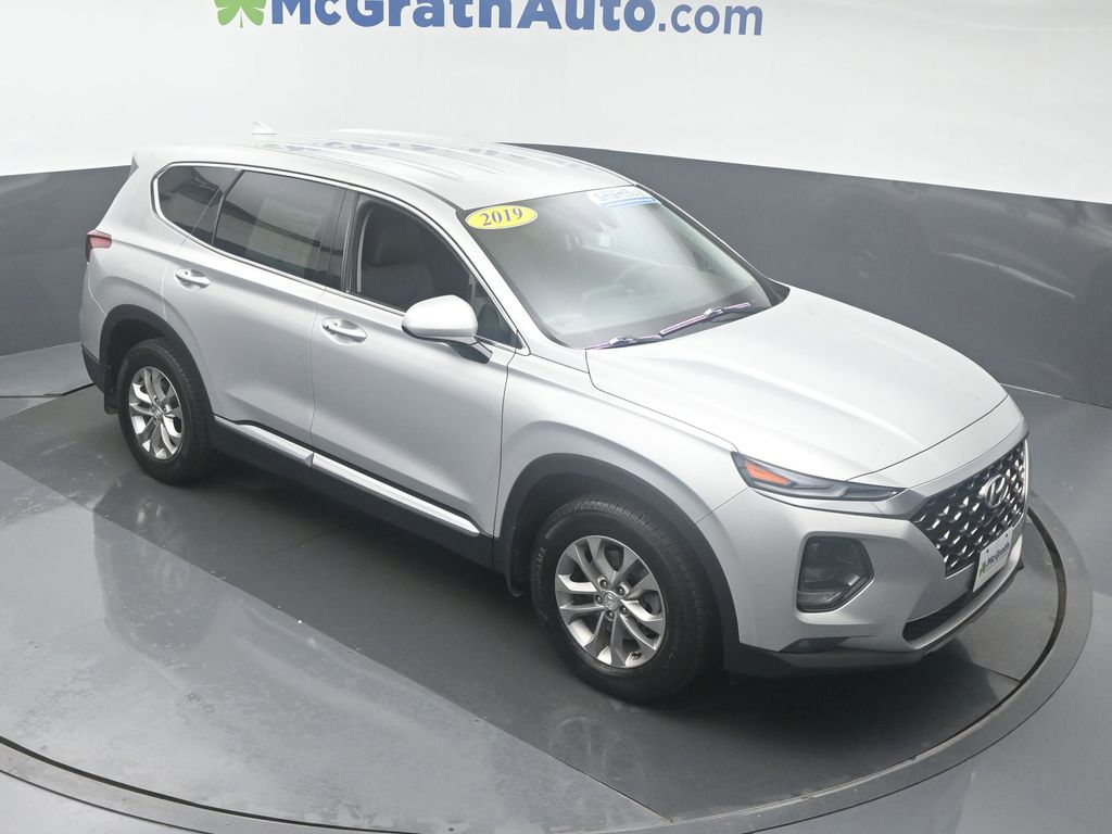 Used 2019 Hyundai Santa Fe SEL with VIN 5NMS33AD6KH035437 for sale in Hiawatha, IA
