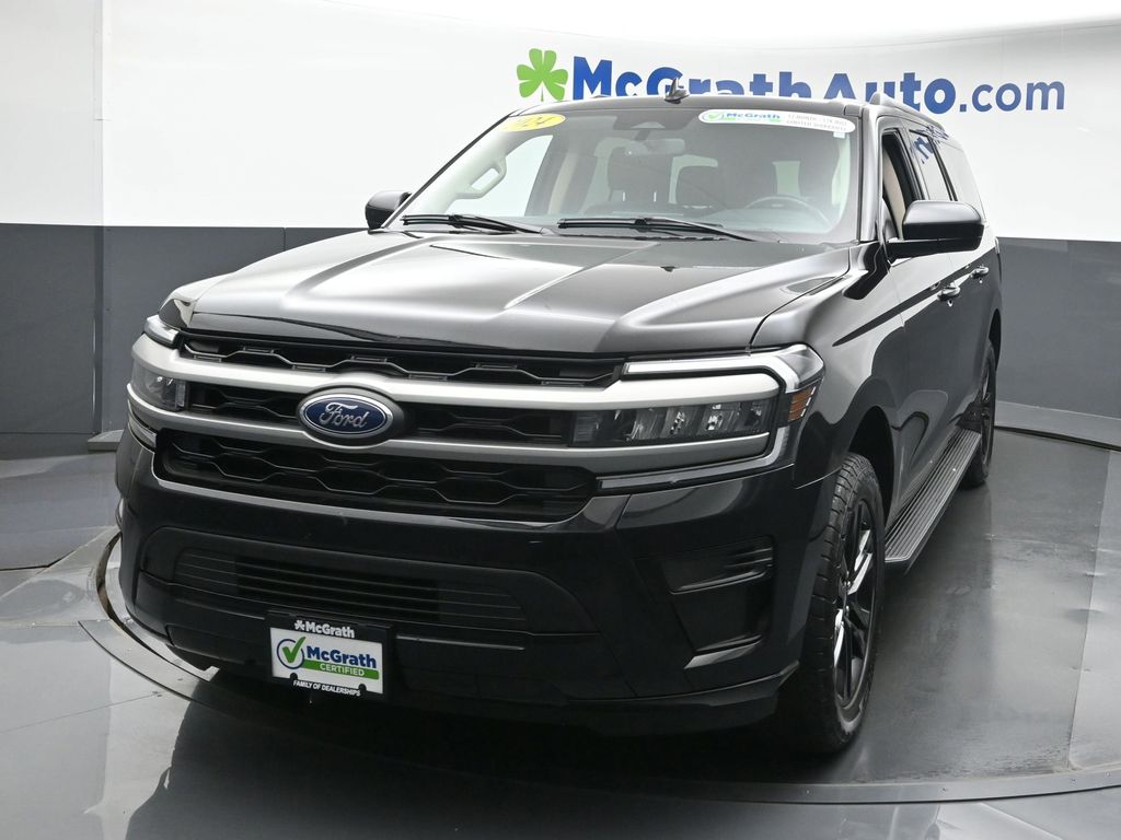 2024 Ford Expedition MAX XLT photo 3