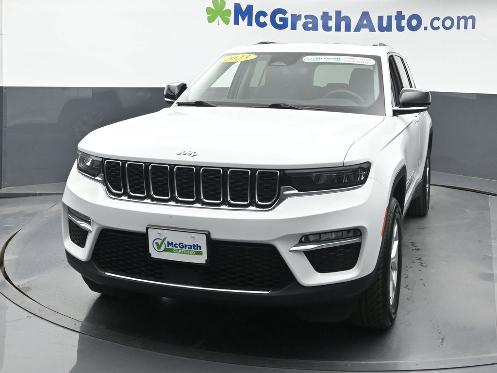 2023 Jeep Grand Cherokee Limited photo 3