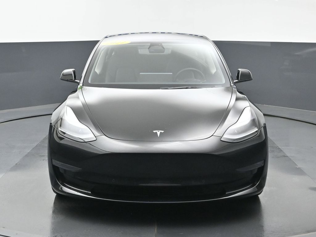 2022 Tesla Model 3 Long Range photo 3