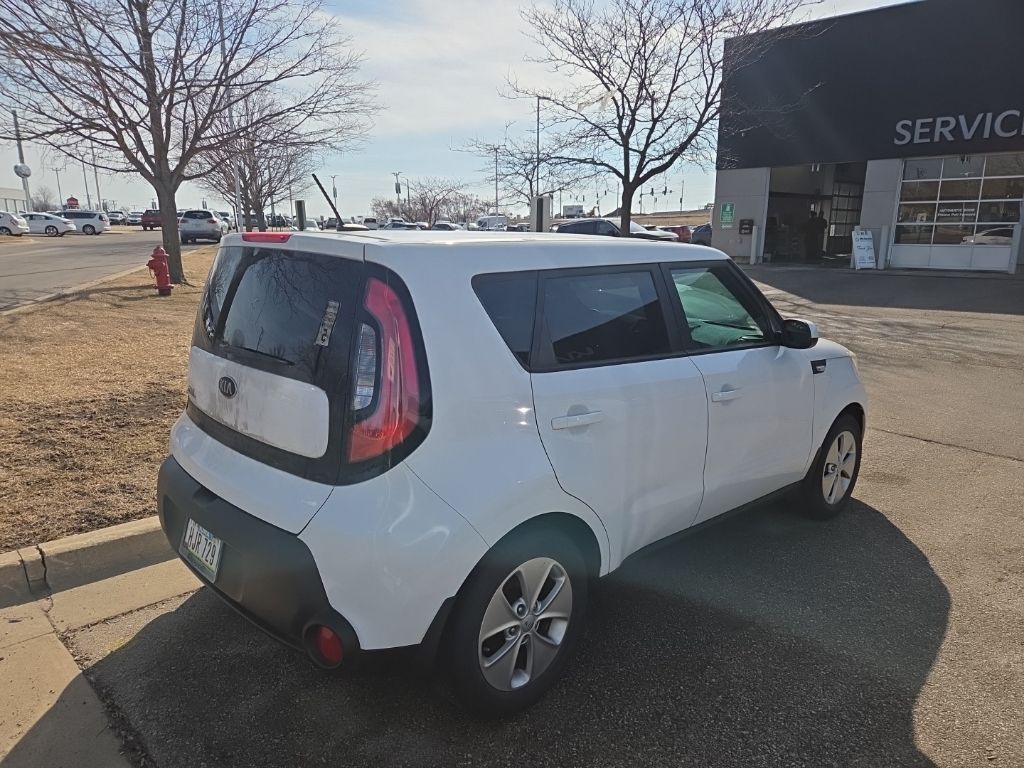 Used 2014 Kia Soul Base with VIN KNDJN2A27E7097181 for sale in Hiawatha, IA
