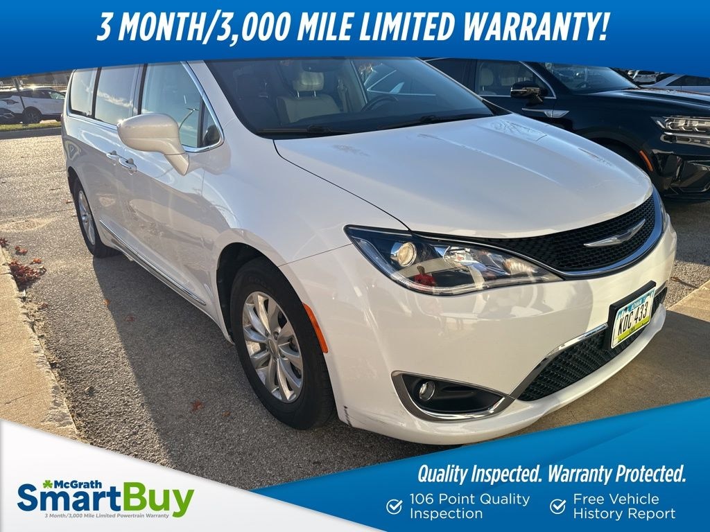 Used 2018 Chrysler Pacifica Touring L Plus Minivan/Van