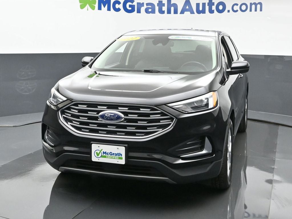 2022 Ford Edge SEL photo 4