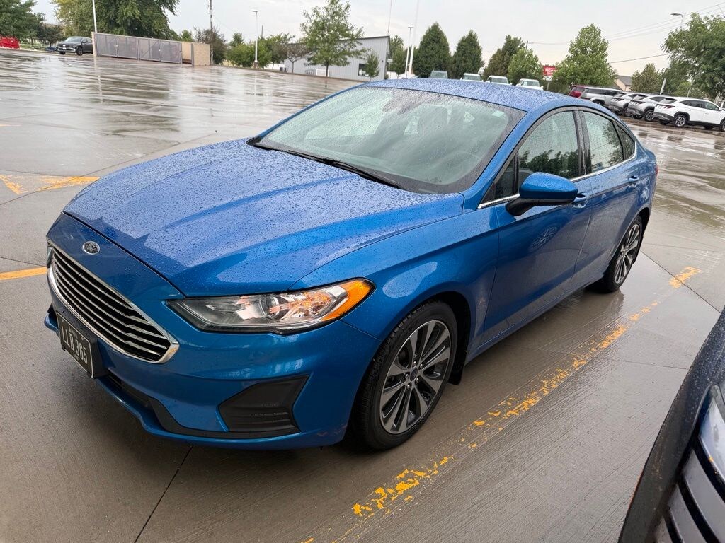 Used 2019 Ford Fusion SE Sedan