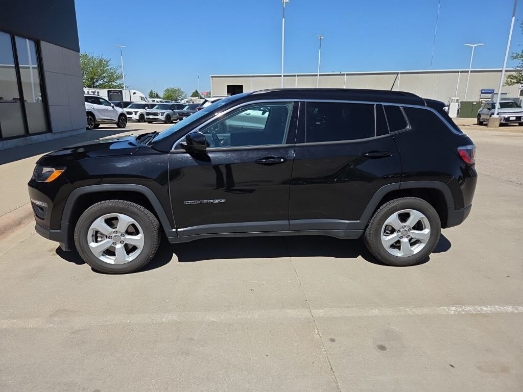 Used 2019 Jeep Compass Latitude SUV