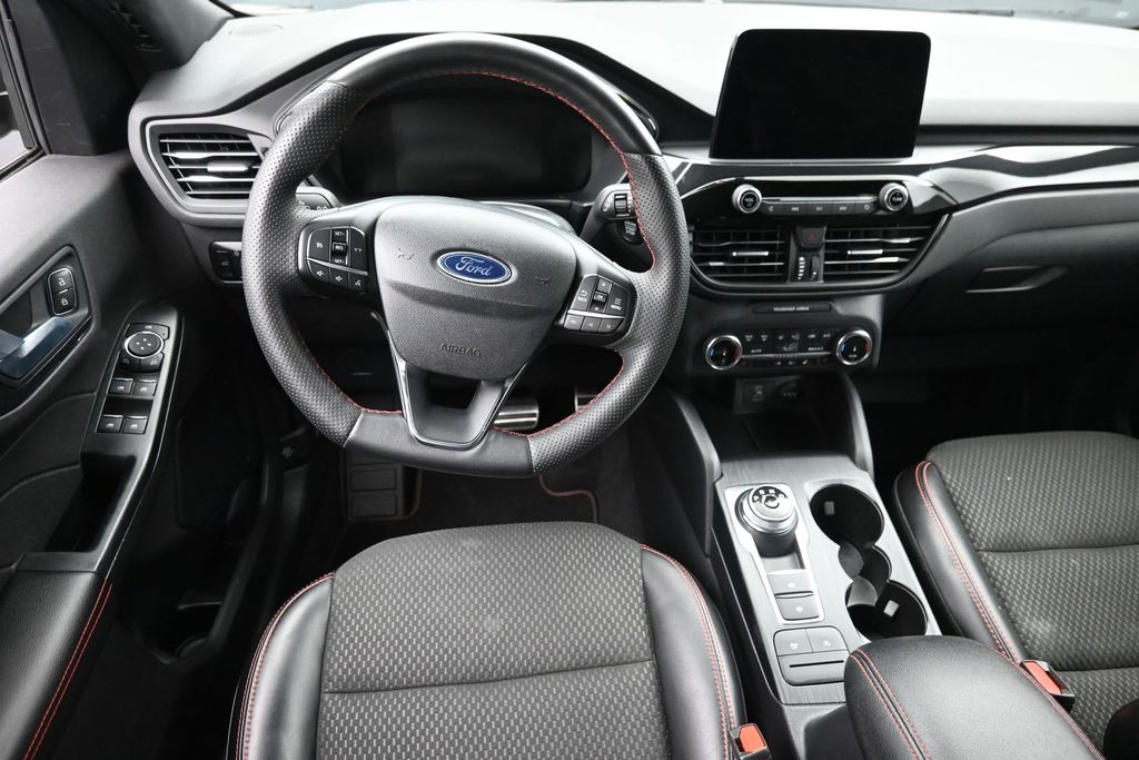2023 Ford Escape ST-Line - Photo 15