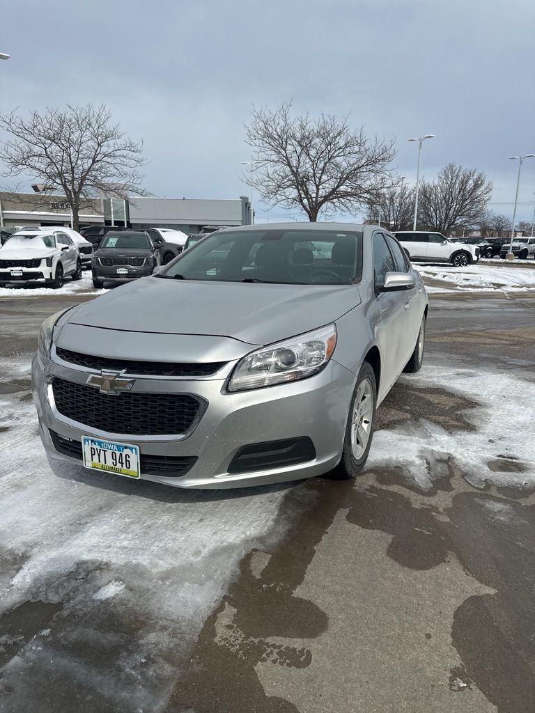 Used 2016 Chevrolet Malibu Limited 1LT with VIN 1G11C5SA3GF148139 for sale in Hiawatha, IA