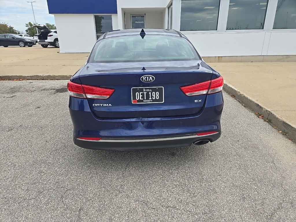 2018 Kia Optima EX photo 4
