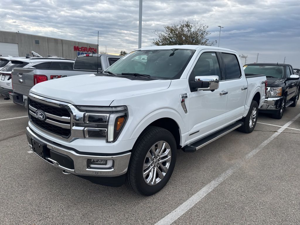 2024 Ford F-150 Lariat photo 3