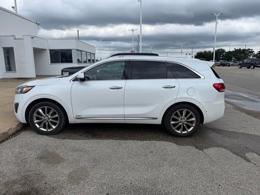 Used 2017 Kia Sorento SX Limited SUV