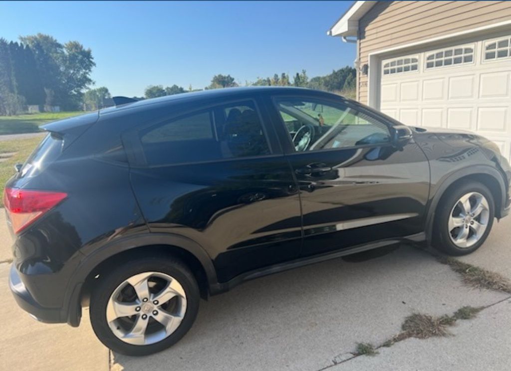 2016 Honda HR-V EX photo 3