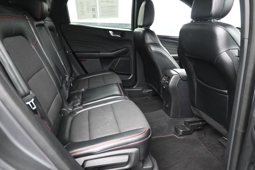 2023 Ford Escape ST-Line - Photo 10
