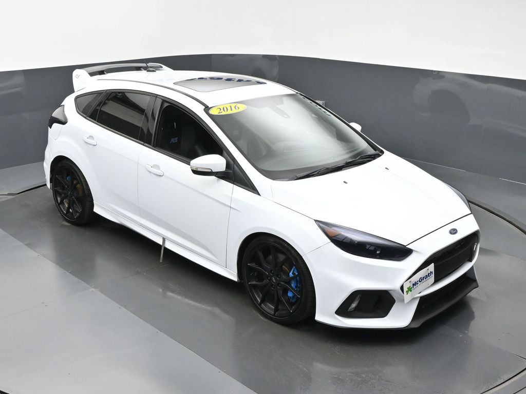 2016 Ford Focus RS photo 2
