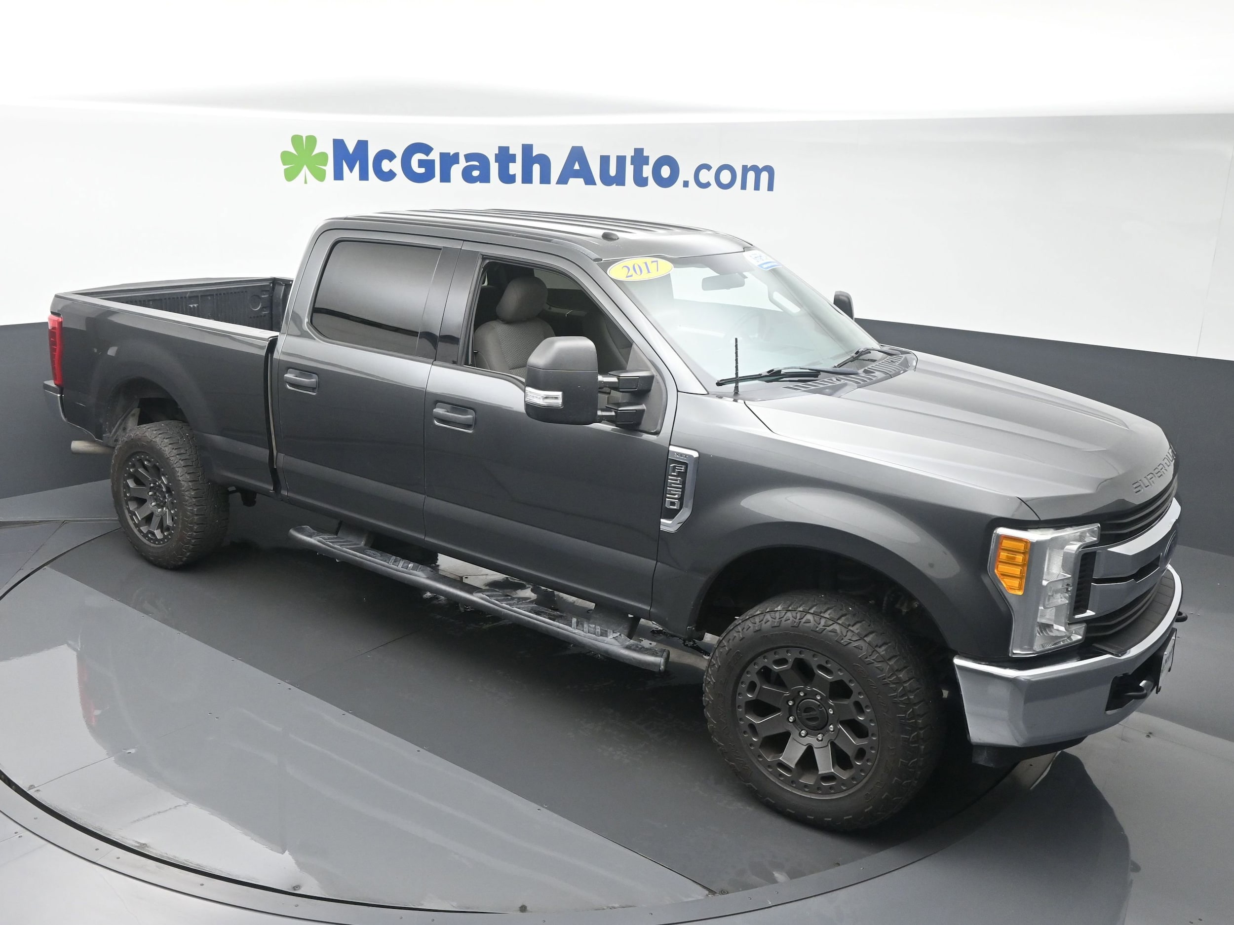 Used 2017 Ford F-250 Super Duty XLT with VIN 1FT7W2B61HEC46077 for sale in Hiawatha, IA