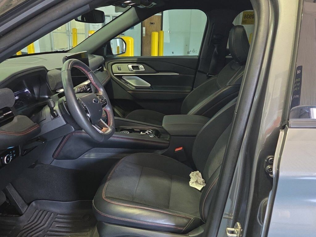 Used 2025 Ford Explorer ST SUV