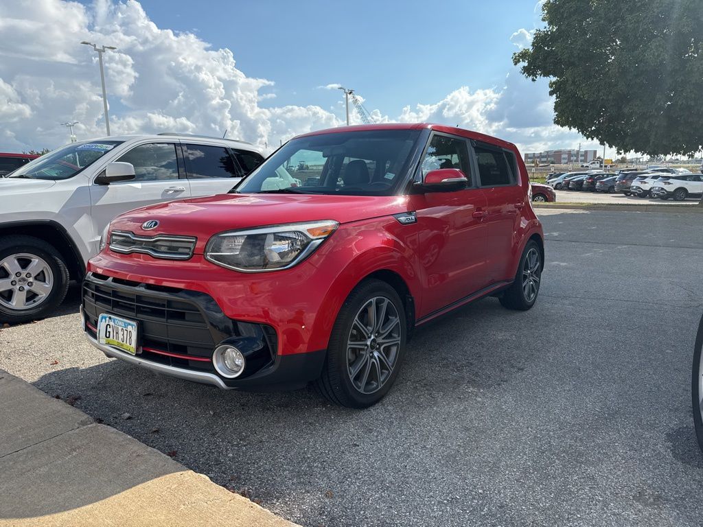 2018 Kia Soul Exclaim photo 2