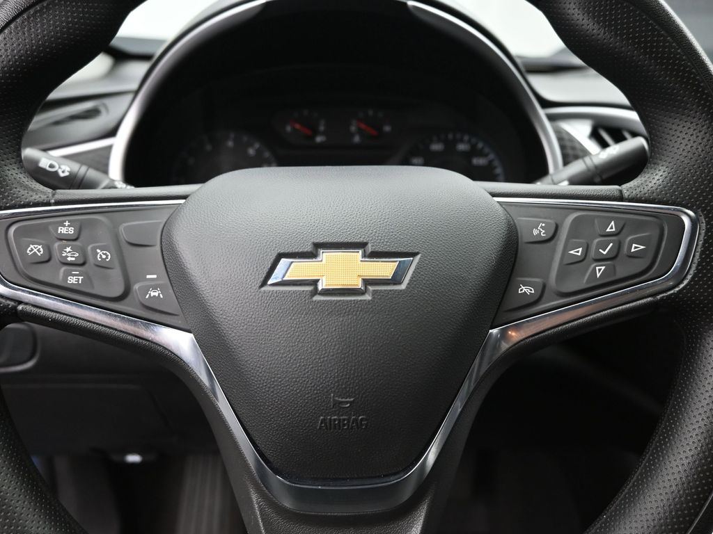 2024 Chevrolet Malibu 1LT - Photo 13