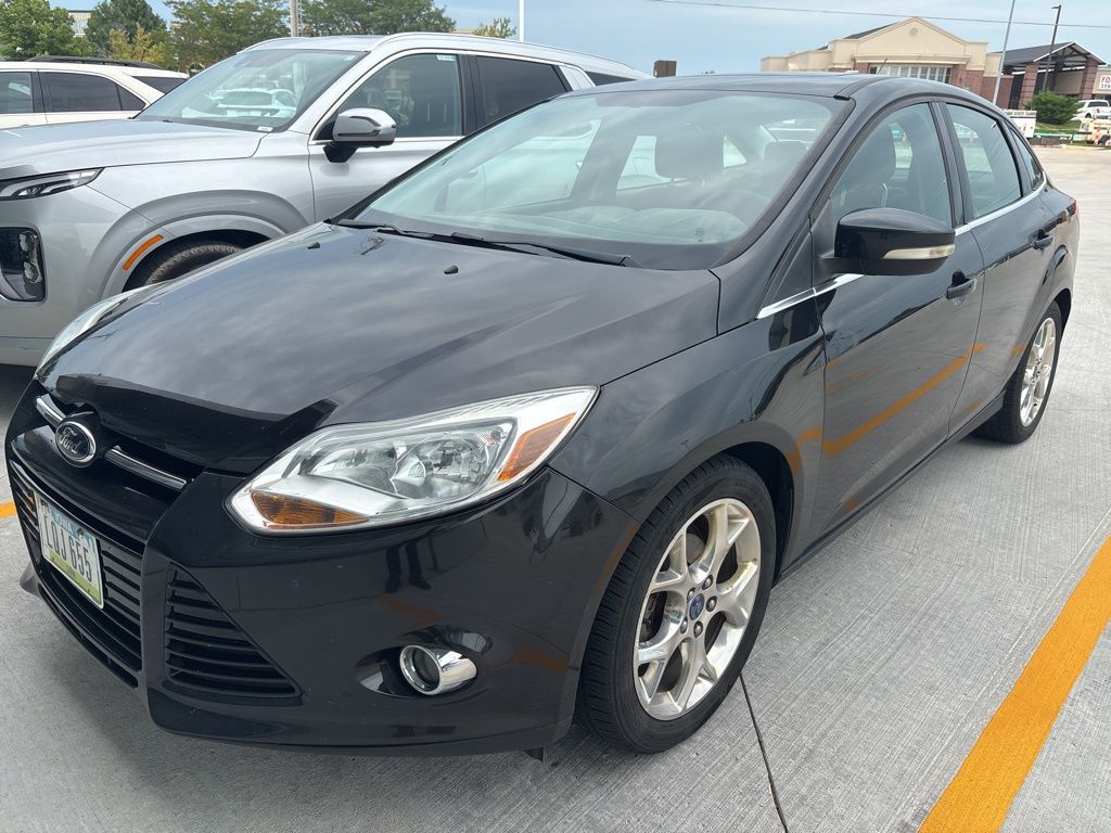 Used 2012 Ford Focus SEL with VIN 1FAHP3H28CL346599 for sale in Hiawatha, IA