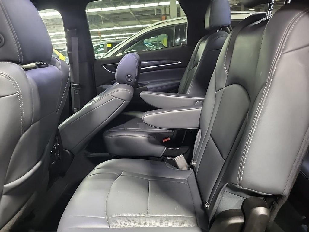 2024 Buick Enclave Premium photo 4