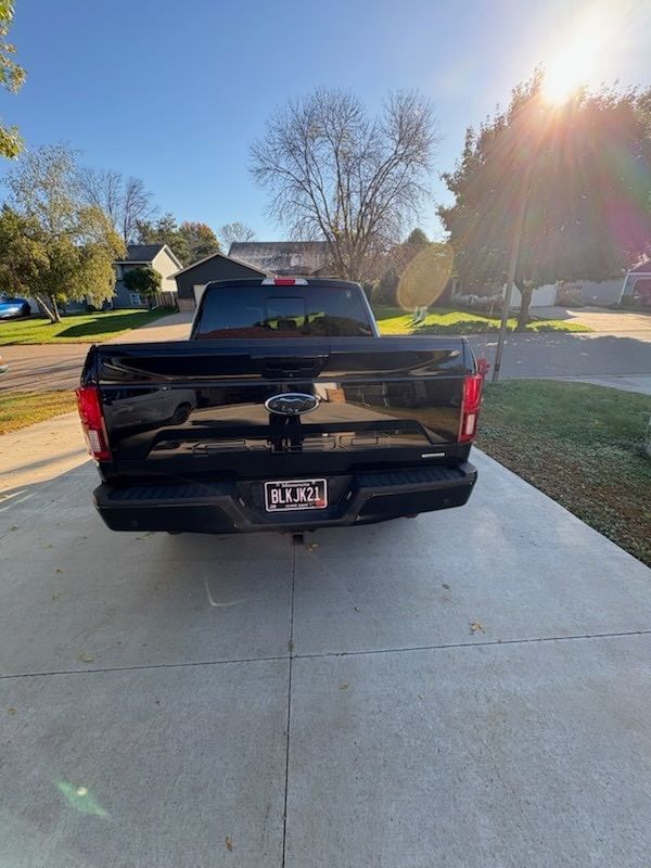 2020 Ford F-150 Lariat photo 3