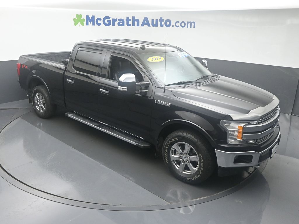 2019 Ford F-150 Lariat photo 2