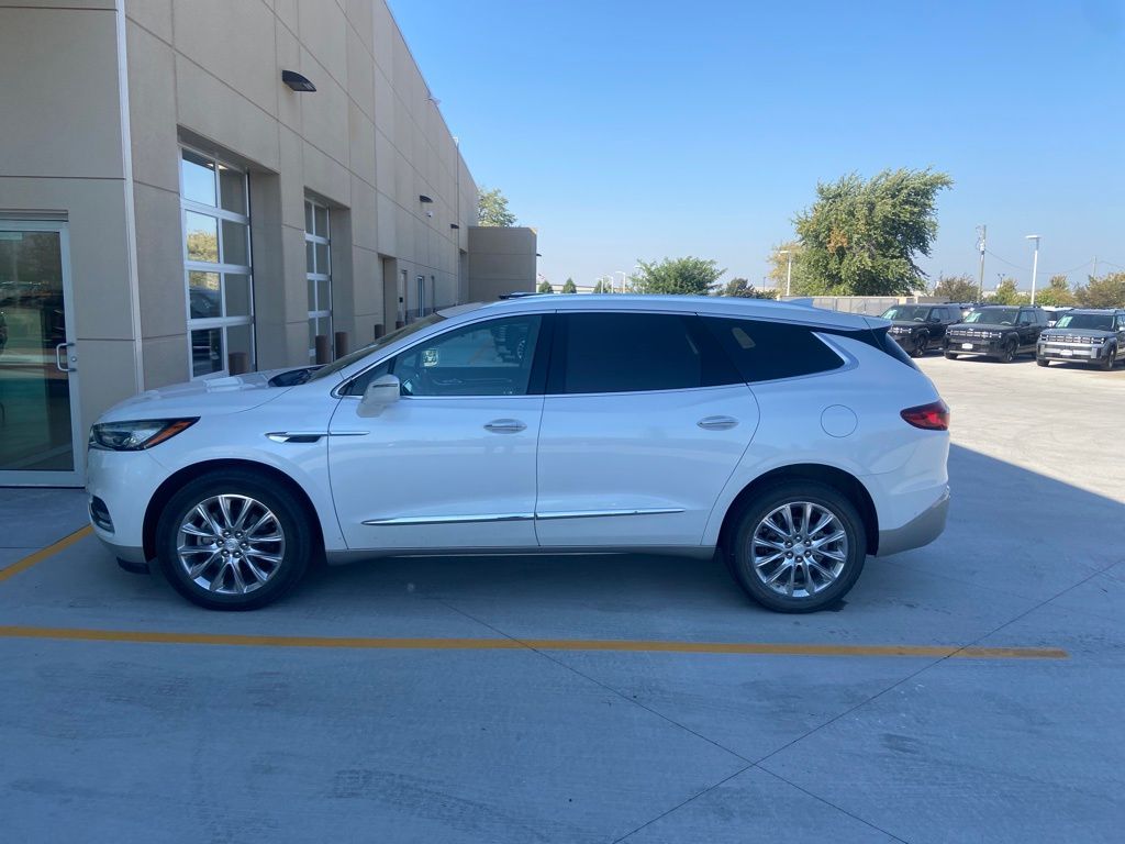 2018 Buick Enclave Premium photo 3