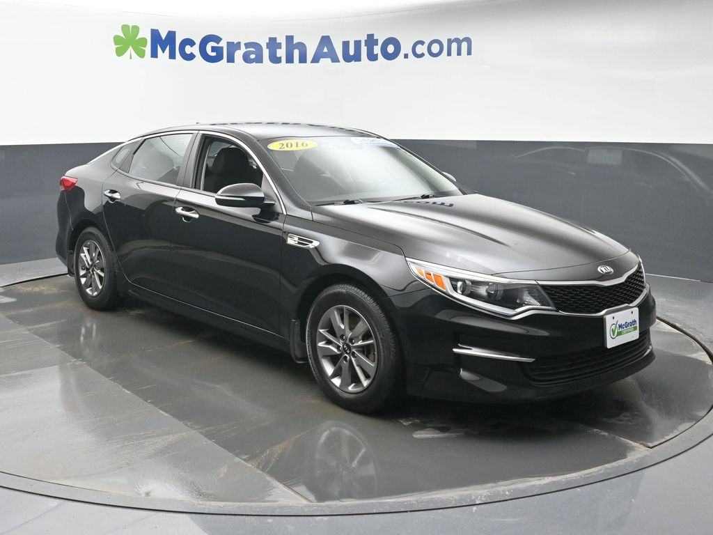 Used 2016 Kia Optima LX with VIN 5XXGT4L1XGG035591 for sale in Hiawatha, IA