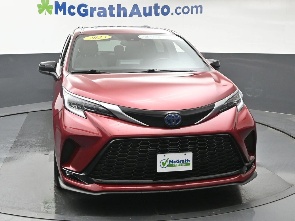 Used 2023 Toyota Sienna XSE Minivan/Van