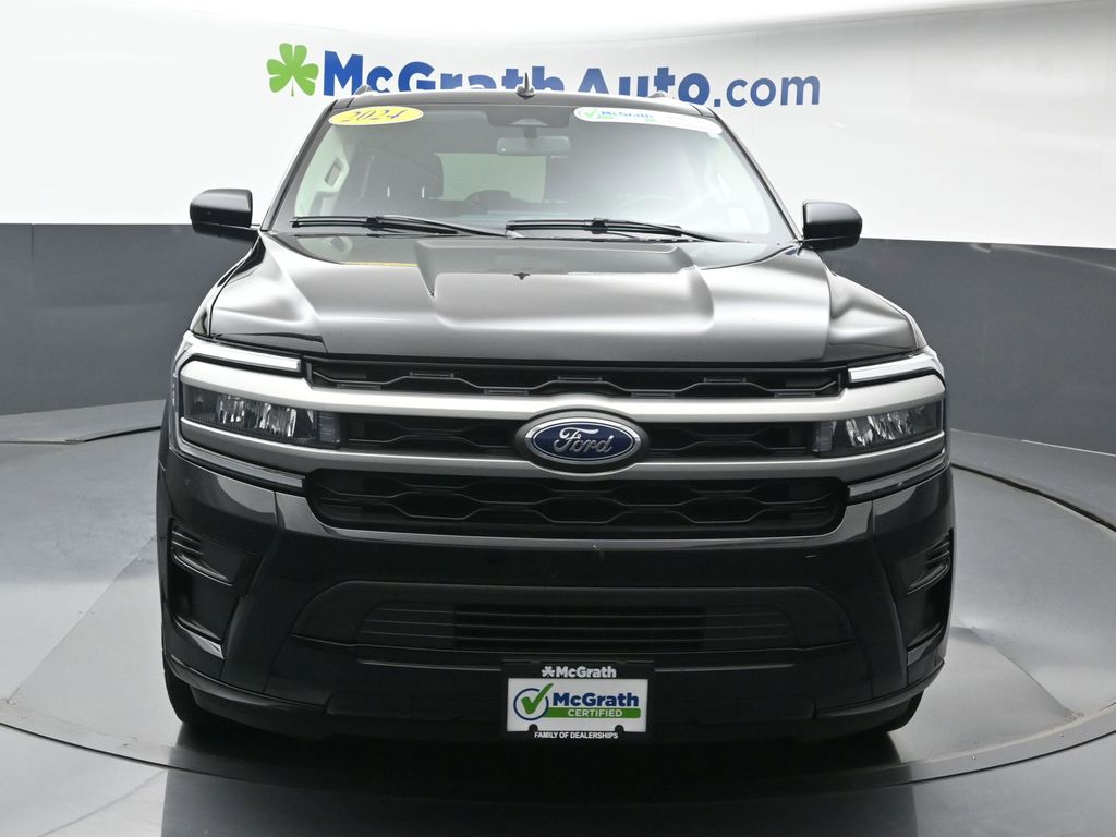 2024 Ford Expedition MAX XLT photo 2