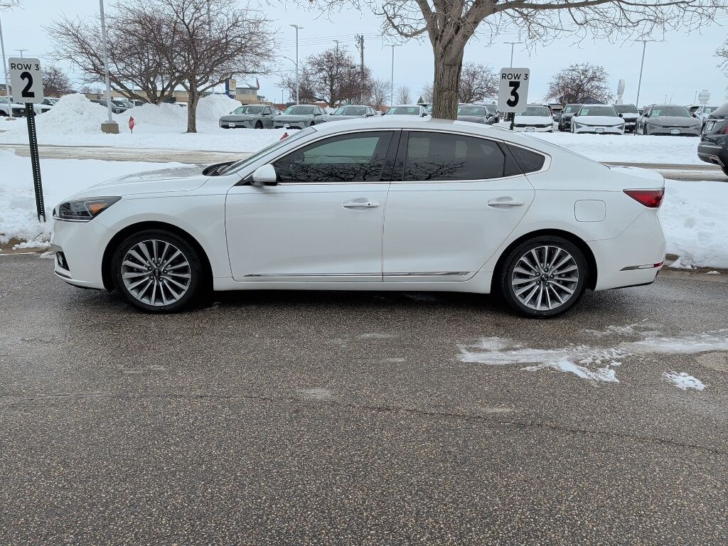 Used 2019 Kia Cadenza Premium Sedan