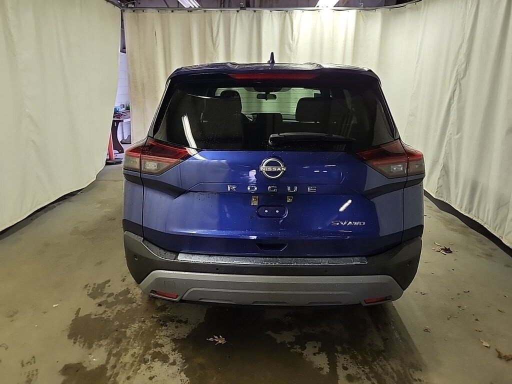 Used 2022 Nissan Rogue SV SUV