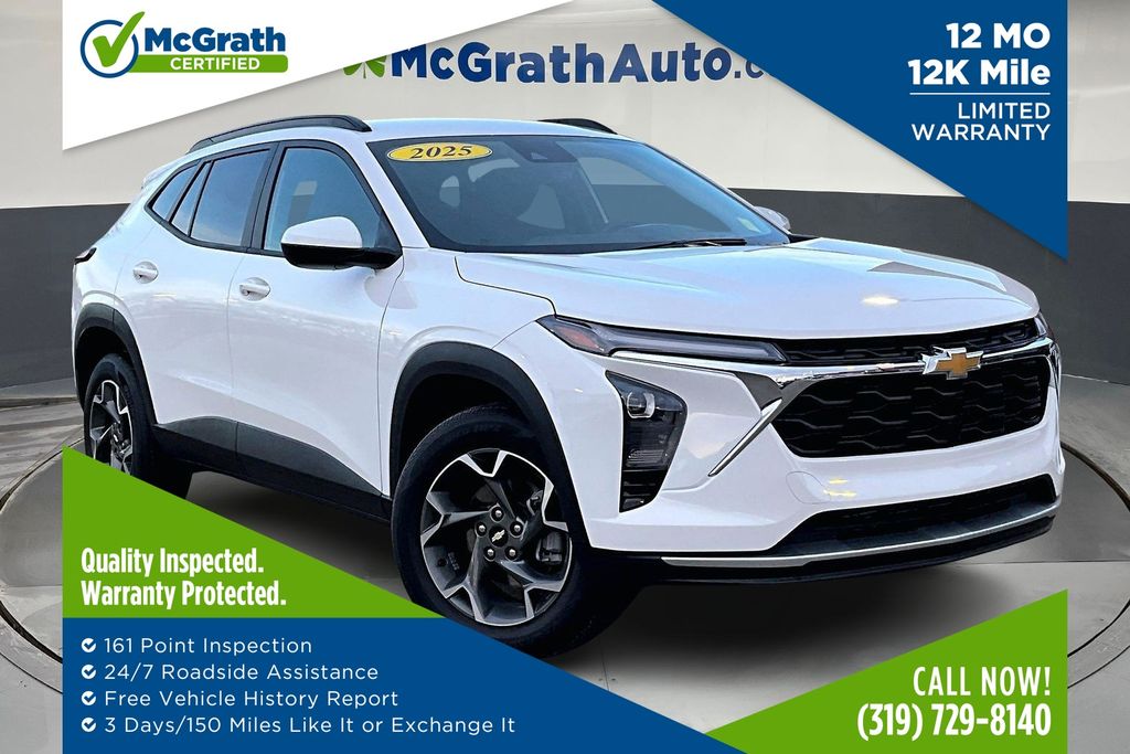 2025 Chevrolet Trax LT's photo