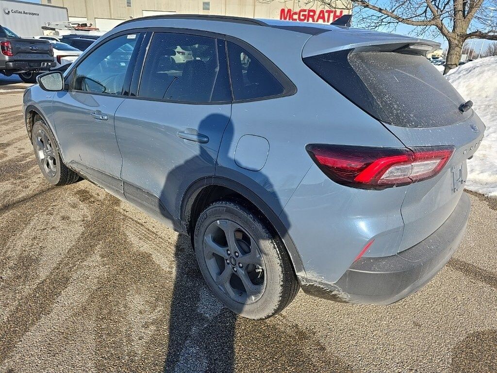 Used 2025 Ford Escape ST-Line Select SUV