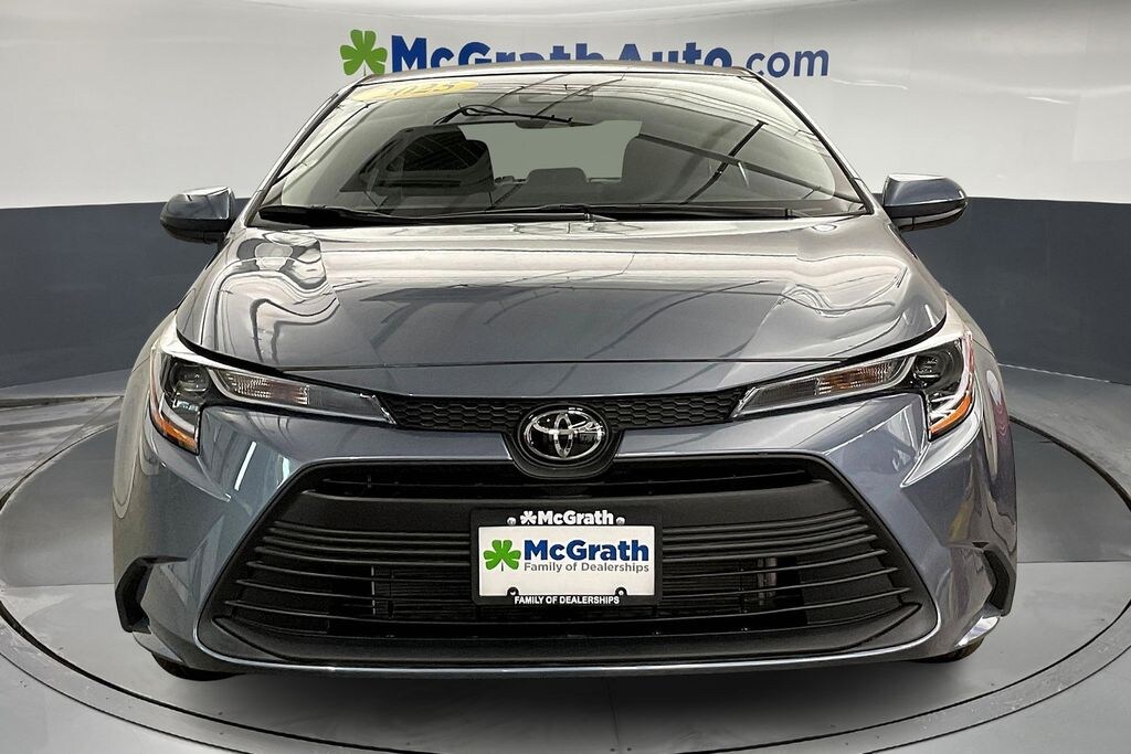 Used 2025 Toyota Corolla LE Sedan