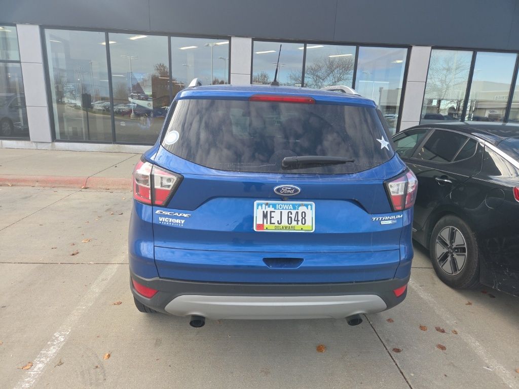 2017 Ford Escape Titanium photo 3