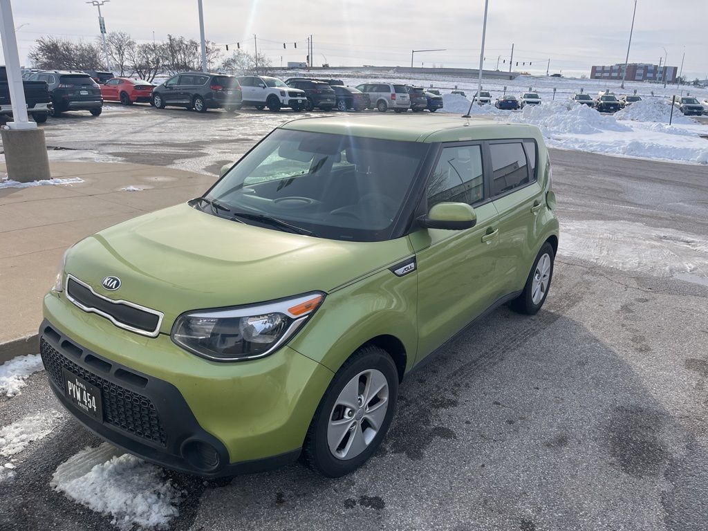 2016 Kia Soul Base photo 2