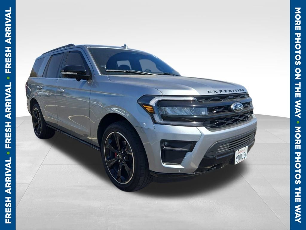 2023 Ford Expedition Limited 4X4's photo