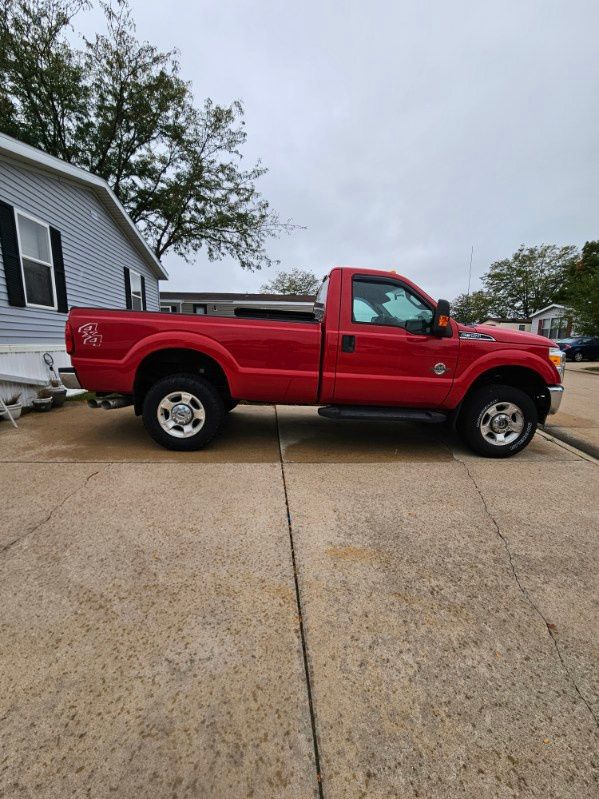 2013 Ford F-350 photo 4