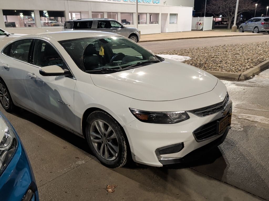 Used 2017 Chevrolet Malibu LT Sedan