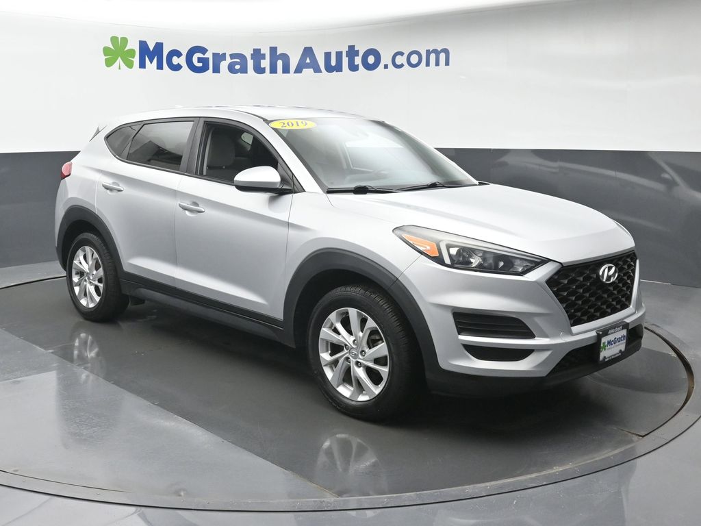 Used 2019 Hyundai Tucson SE with VIN KM8J23A48KU926915 for sale in Hiawatha, IA